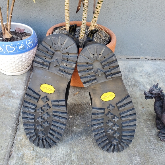 Vintage Dr Martens 1460 w/ Custom Resole - Picture 4 of 4